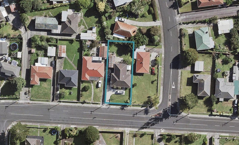 50 McAnnalley Street, Manurewa East, Auckland - Carousel 1
