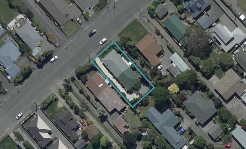 2/59 Aorangi Road, Bryndwr, Christchurch - Carousel 1