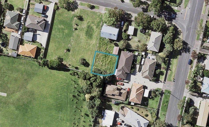 4D Merfield Street, Glen Innes, Auckland - Carousel 1