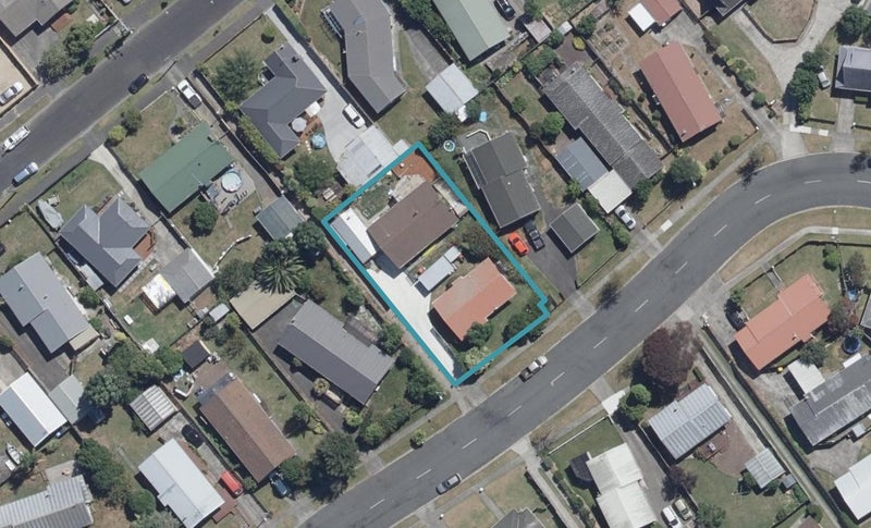 40A Garland Drive, St Andrews, Hamilton - Carousel 1