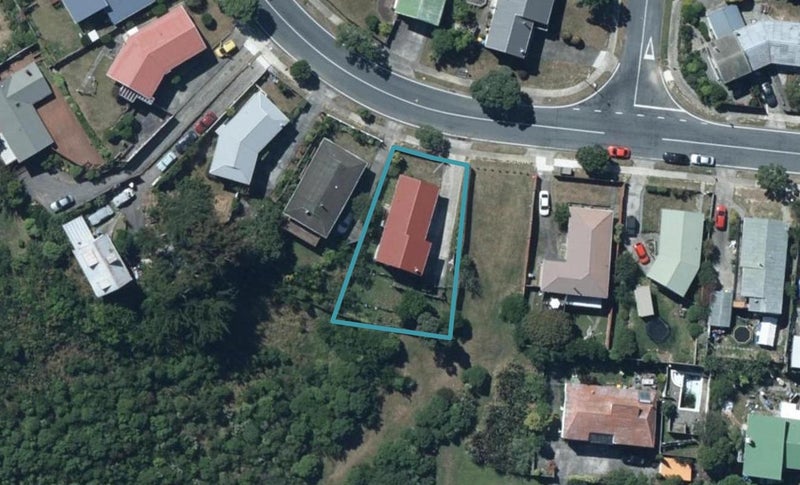 164 Conclusion Street, Ascot Park, Porirua - Carousel 1