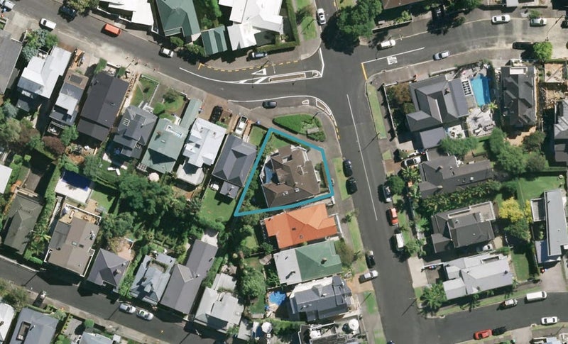 70 Saint Marys Road, Saint Marys Bay, Auckland - Carousel 1