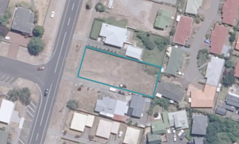 49 Kaimanawa Street, Taupo - Carousel 1