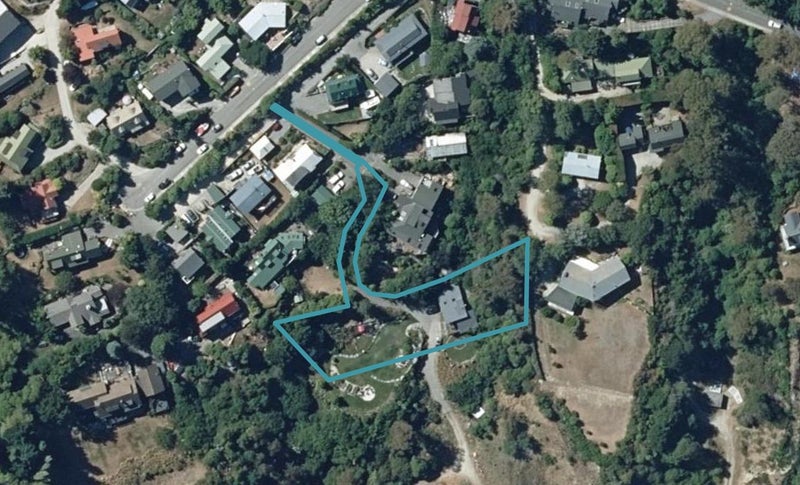 12 Evergreen Place, Sunshine Bay, Queenstown - Carousel 1