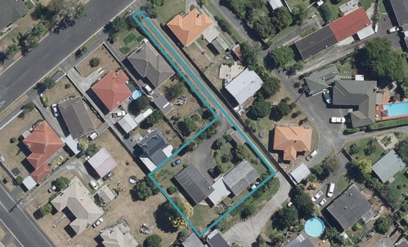 25 Storey Avenue, Forest Lake, Hamilton - Carousel 1