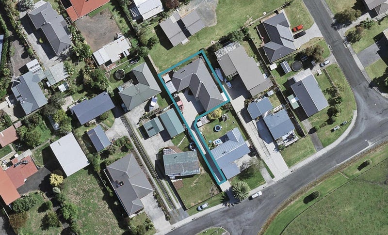 94A Wharf Road, Pukekohe - Carousel 1