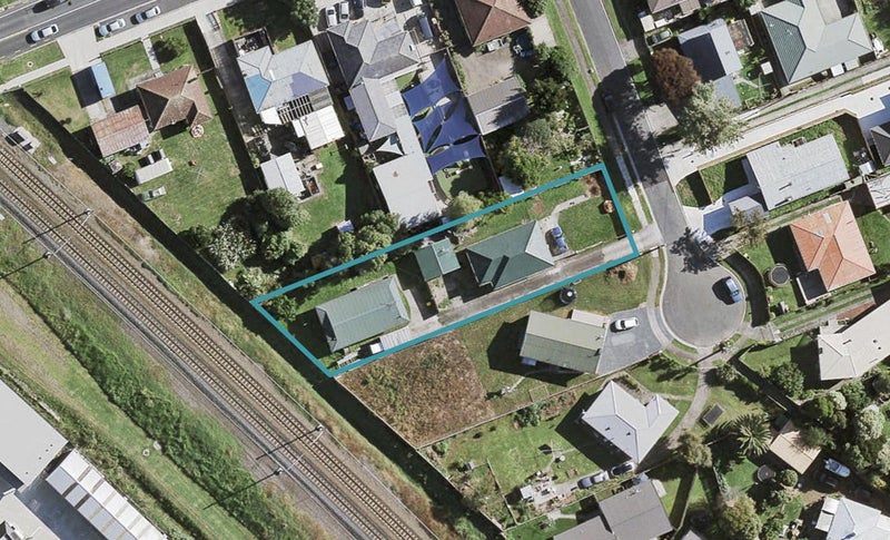 1/3 Braeburn Place, Takanini, Auckland - Carousel 1
