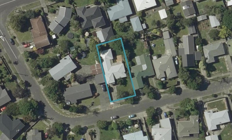 7 Buick Crescent, Awapuni, Palmerston North - Carousel 1