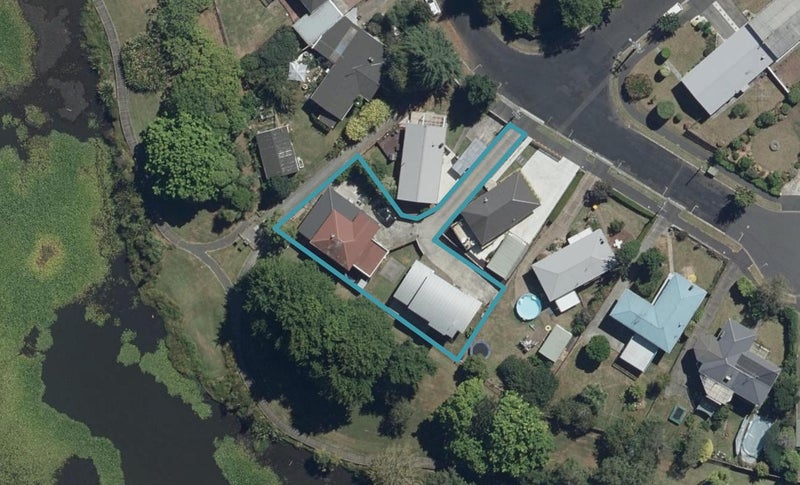 11A Kingsway Crescent, Forest Lake, Hamilton - Carousel 1