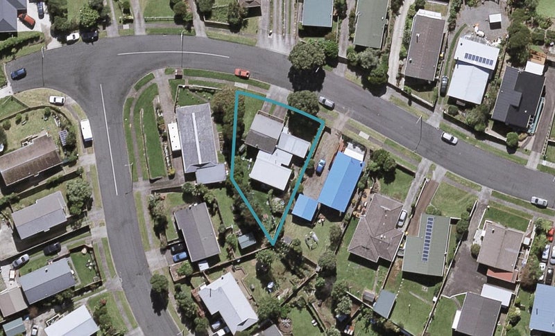 35 Norwich Avenue, Spotswood, New Plymouth - Carousel 1