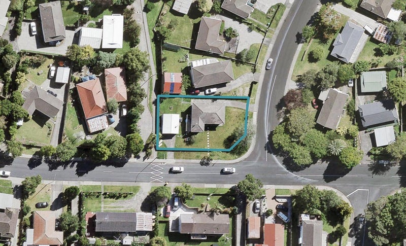 3 Capricorn Place, Glen Eden, Auckland - Carousel 1