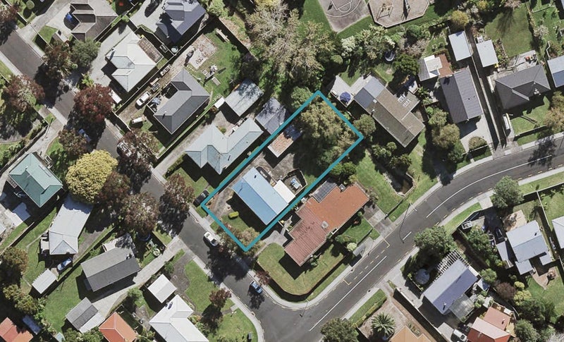 3 Lynden Avenue, Hillcrest, Auckland - Carousel 1