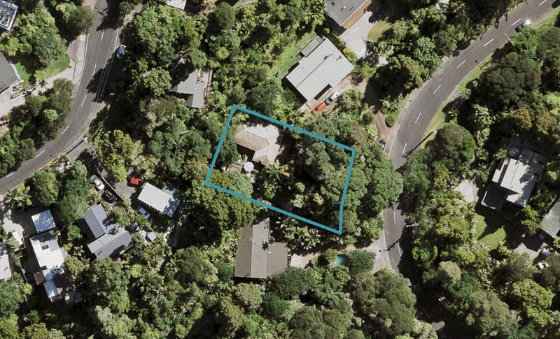 122 Wood Bay Road, Titirangi, Auckland - Carousel 1