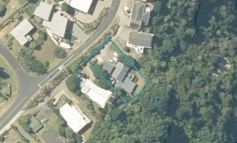 3 Pacific Drive, Tairua, Tairua - Carousel 1