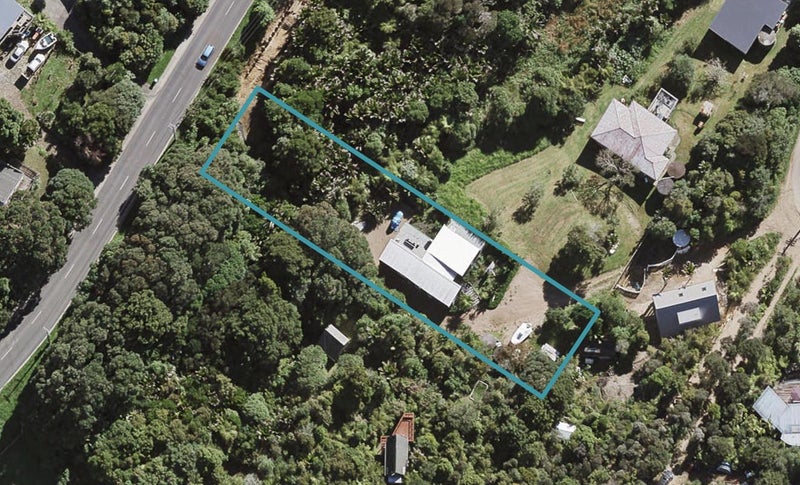 9 Onetangi Road, Onetangi, Waiheke Island - Carousel 1