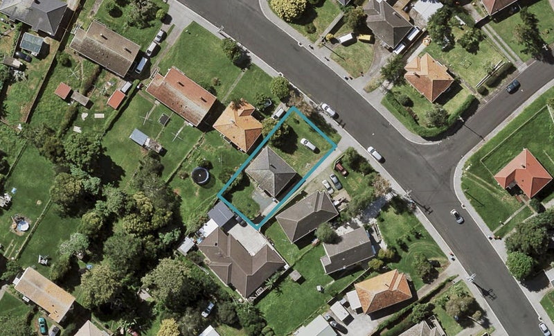 67 Court Crescent, Panmure, Auckland - Carousel 1