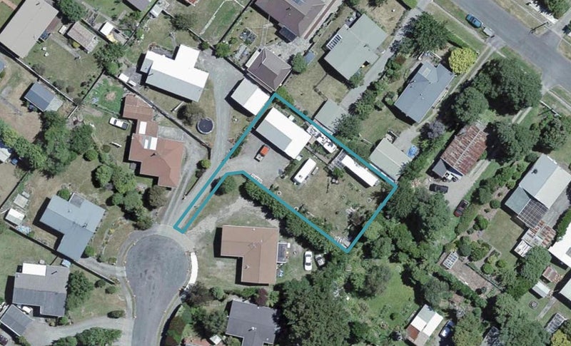 10 Skipage Grove, Featherston - Carousel 1