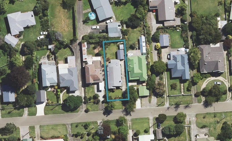 14 Domett Street, Whataupoko, Gisborne - Carousel 1