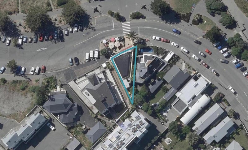22B Esplanade, Sumner, Christchurch - Carousel 1