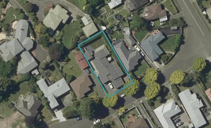 15 Parata Street, Hokowhitu, Palmerston North - Carousel 1