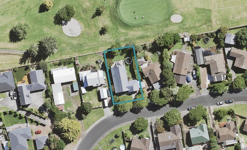 26 Redlands Grove, Swanson, Auckland - Carousel 1