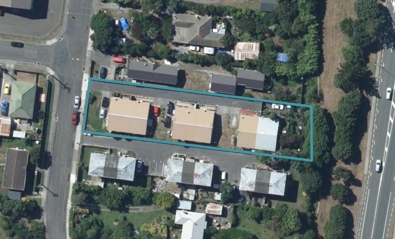 3/16 Ngatitoa Street, Takapuwahia, Porirua - Carousel 1