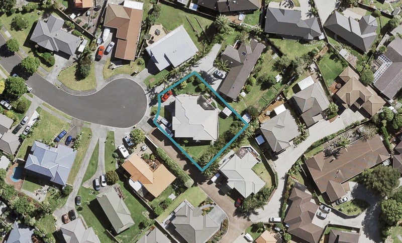 18 Gala Place, Henderson, Auckland - Carousel 1