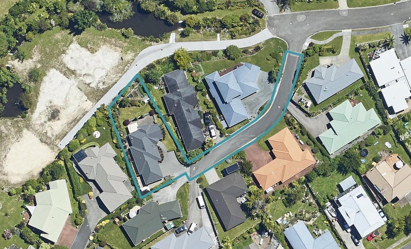 18 Bullmore Place, Pukehangi, Rotorua - Carousel 1