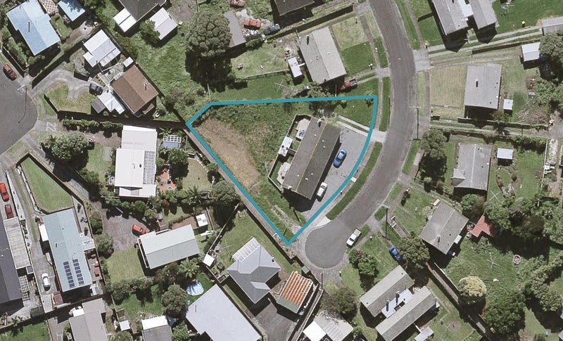 16 Tumai Street, Spotswood, New Plymouth - Carousel 1