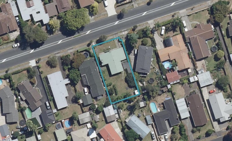 22 Glen Lynne Avenue, Queenwood, Hamilton - Carousel 1