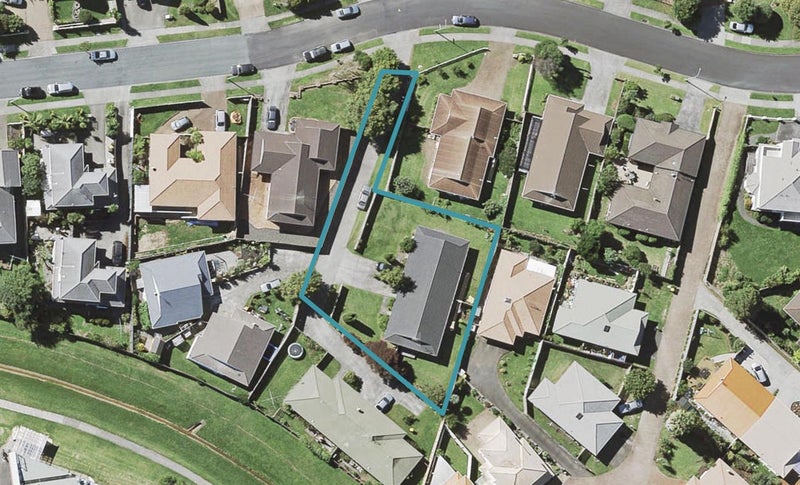 2/26 Edendale Road, Somerville, Manukau - Carousel 1
