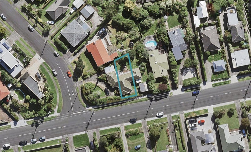 108B Coronation Road, Hillcrest, Auckland - Carousel 1