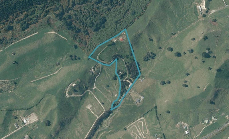2/32 Hitiri Road, Kinloch, Taupō - Carousel 1