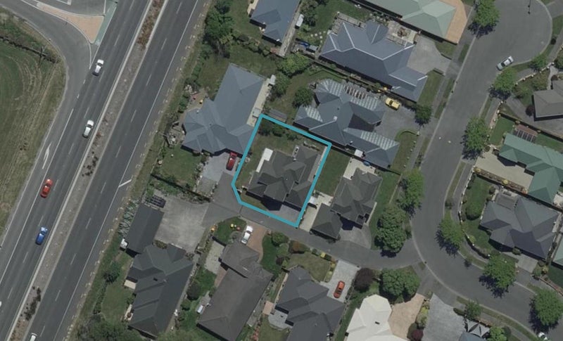 47 Chesterfield Mews, Russley, Christchurch - Carousel 1