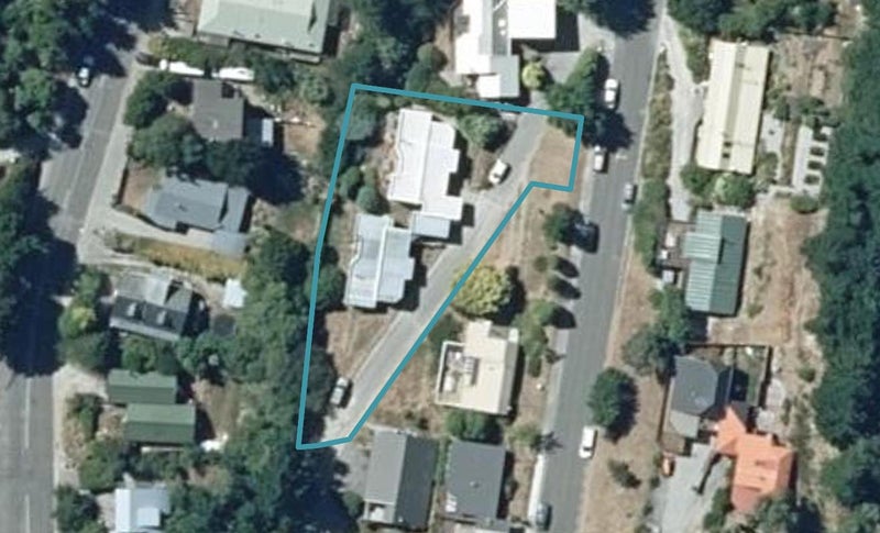 10B MacKinnon Terrace, Sunshine Bay, Queenstown - Carousel 1