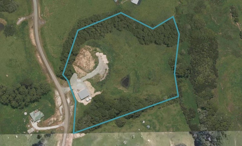 31 Lupis Way, Kaiwaka - Carousel 1