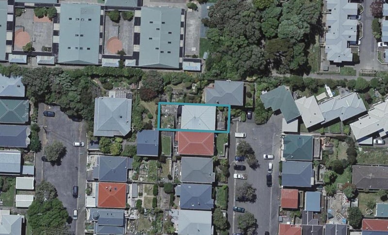 11 Burwah Street, Berhampore, Wellington - Carousel 1