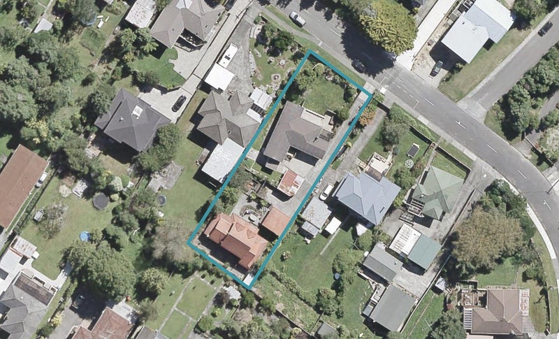 1/98 Horoeka Street, Stokes Valley, Lower Hutt - Carousel 1