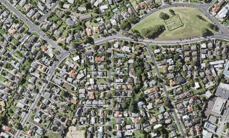 1/10 Howe Street, Howick, Auckland - Carousel 1