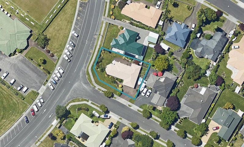 2 Frisken Place, Lynmore, Rotorua - Carousel 1