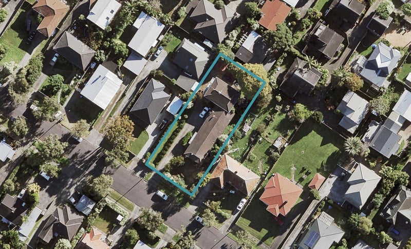 15A Fir Street, Waterview, Auckland - Carousel 1