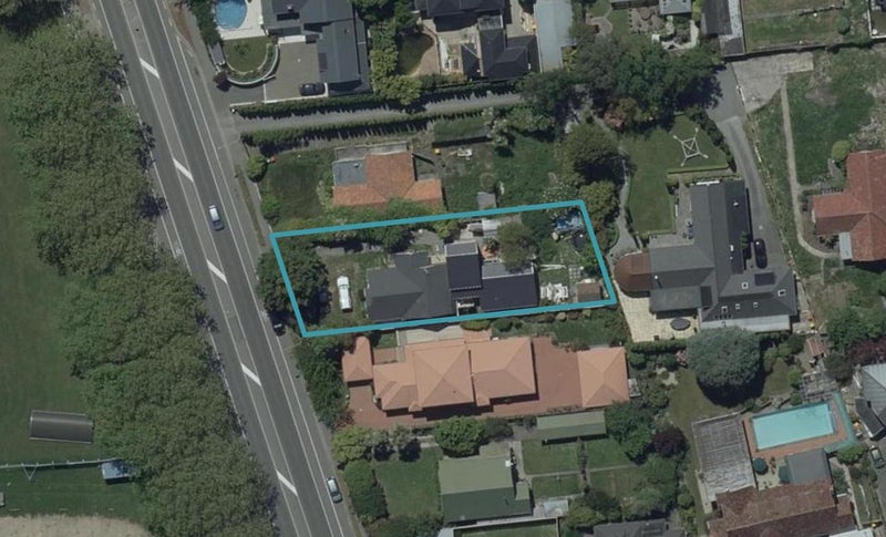 76 Straven Road, Fendalton, Christchurch - Carousel 1