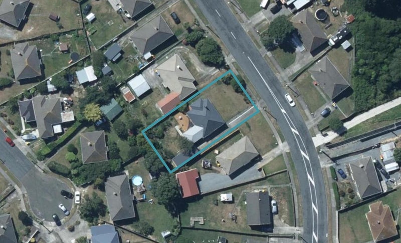 86 Mckillop Street, Ranui, Porirua - Carousel 1