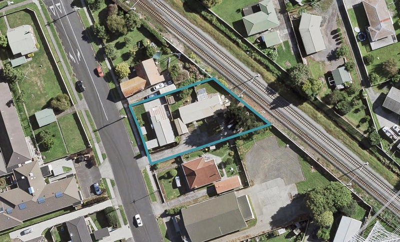 1/4 Takanini Road, Takanini, Auckland - Carousel 1