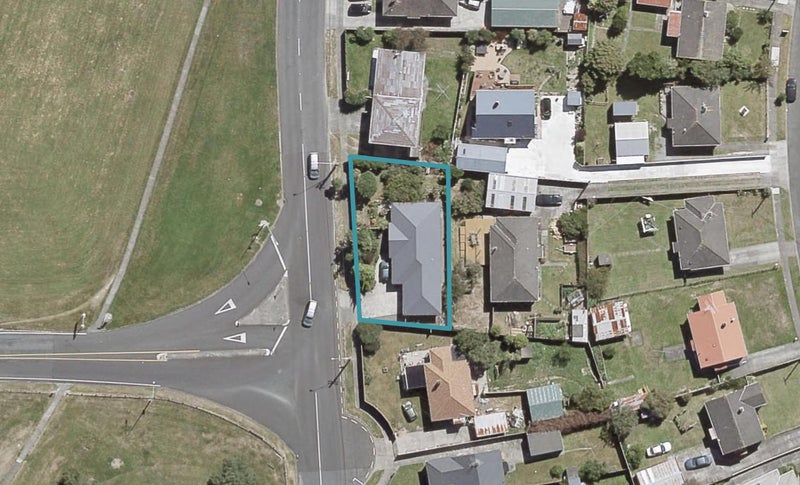 1062 Taita Drive, Taita, Lower Hutt - Carousel 1