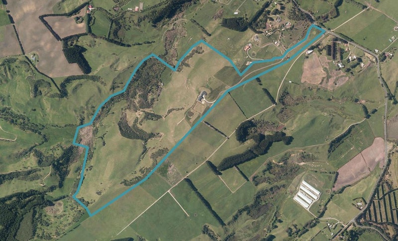 2215 South Head Road, Helensville - Carousel 1