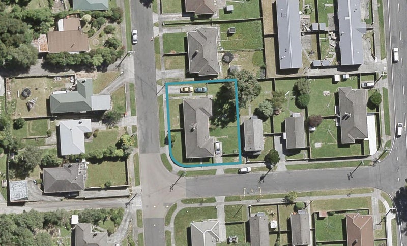 1/26 Bird Grove, Stokes Valley, Lower Hutt - Carousel 1