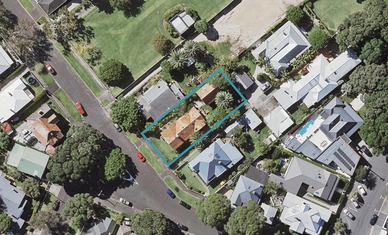 10 Oxford Terrace, Devonport, Auckland - Carousel 1