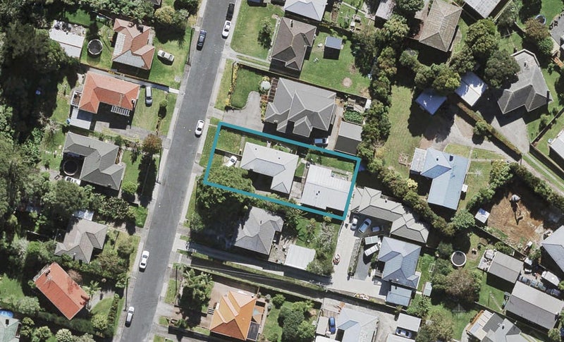 27 Glen Marine Parade, Glendene, Auckland - Carousel 1