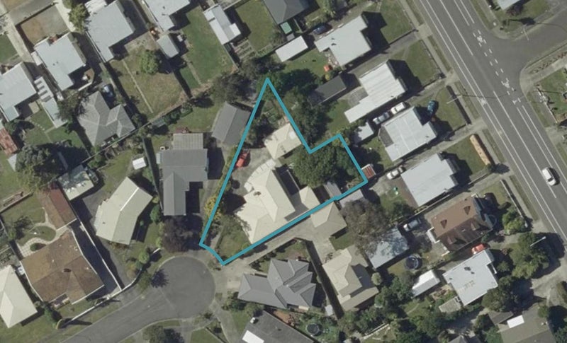 18 Anglesey Place, Awapuni, Palmerston North - Carousel 1